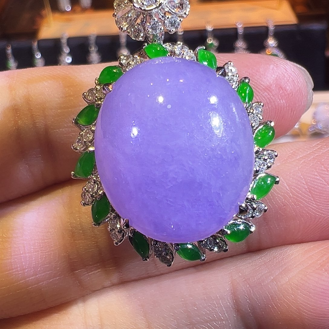 翡翠18K金镶嵌戒指紫罗兰鸽子蛋吊坠戒指两用