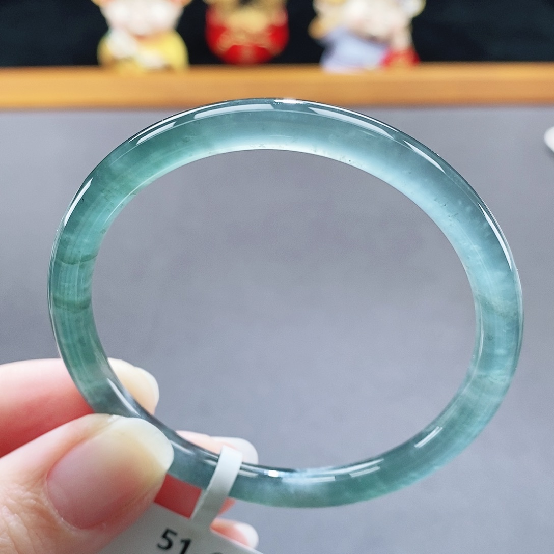 翡翠未镶嵌手镯109