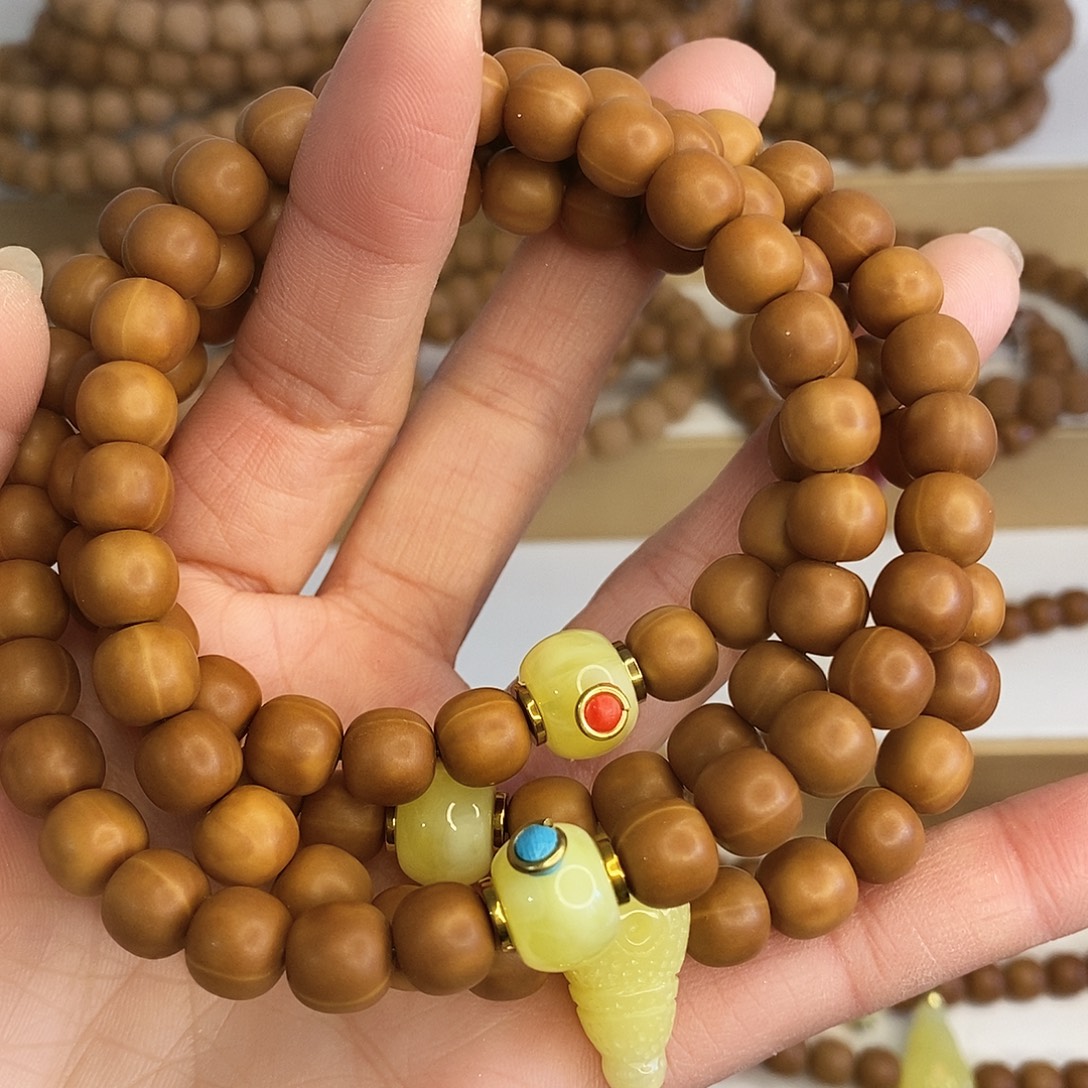 小***三手串猴头核桃脖挂