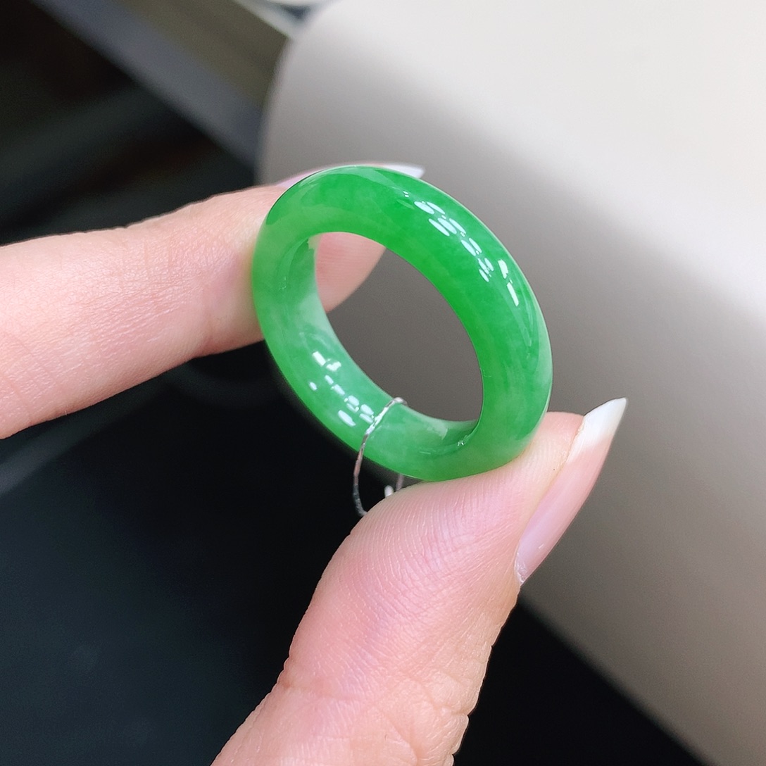 翡翠戒指未镶嵌缅甸翡翠A货