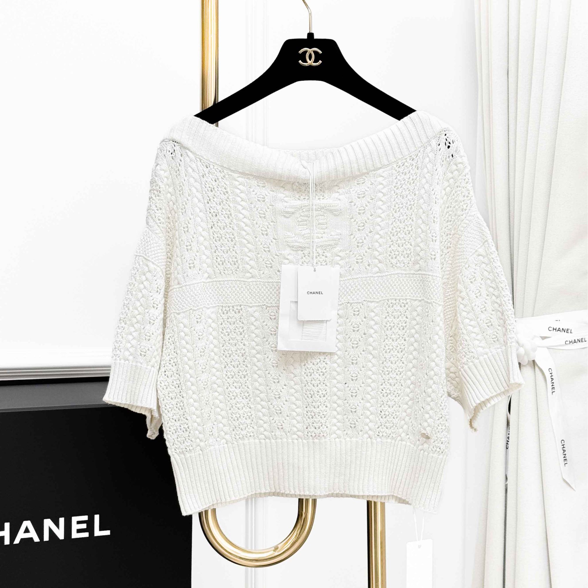 99新 Chanel/香奈儿  34码 米白色 镂空 短袖 针织 上衣 