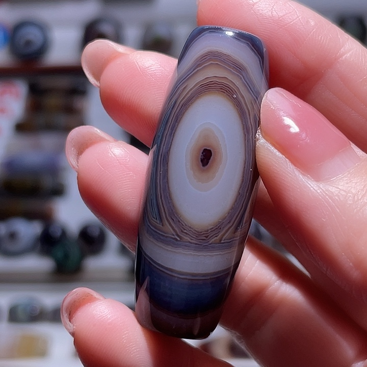 轩***轩玛瑙未镶嵌吊坠玛瑙珠