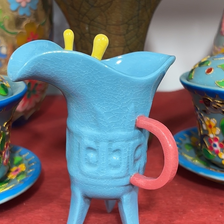 瓷器摆件…………瓷器…………