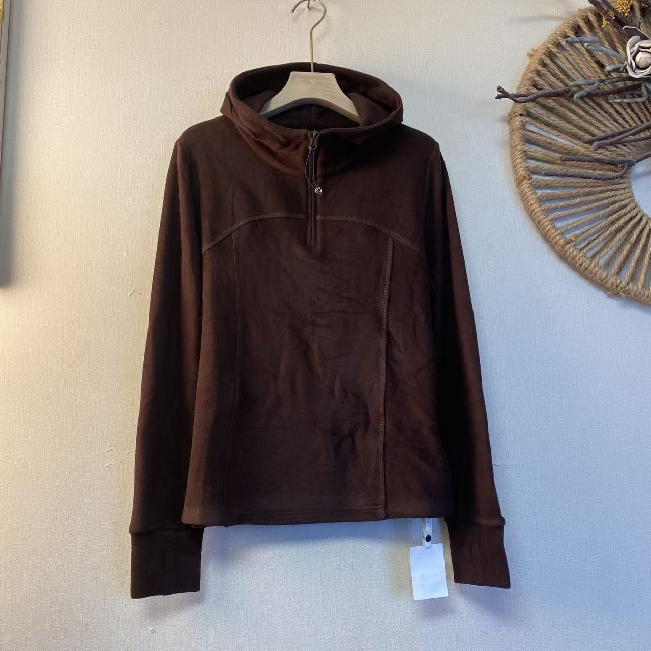 个性时尚韩版秋冬休闲短拉链德绒长袖带帽T恤【25658】