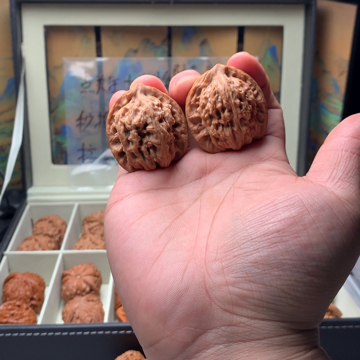 文玩核桃吊坠哈哈哈哈哈哈哈哈