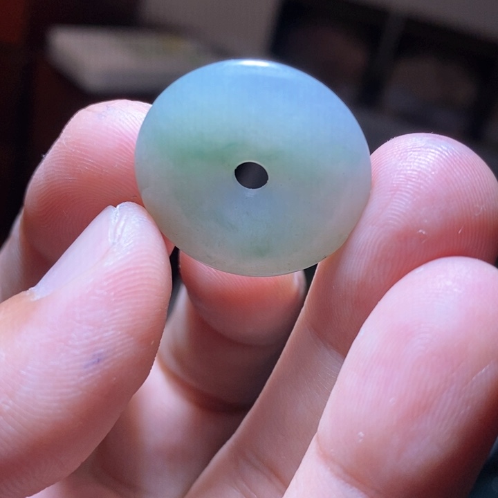 翡翠颈饰未镶嵌好