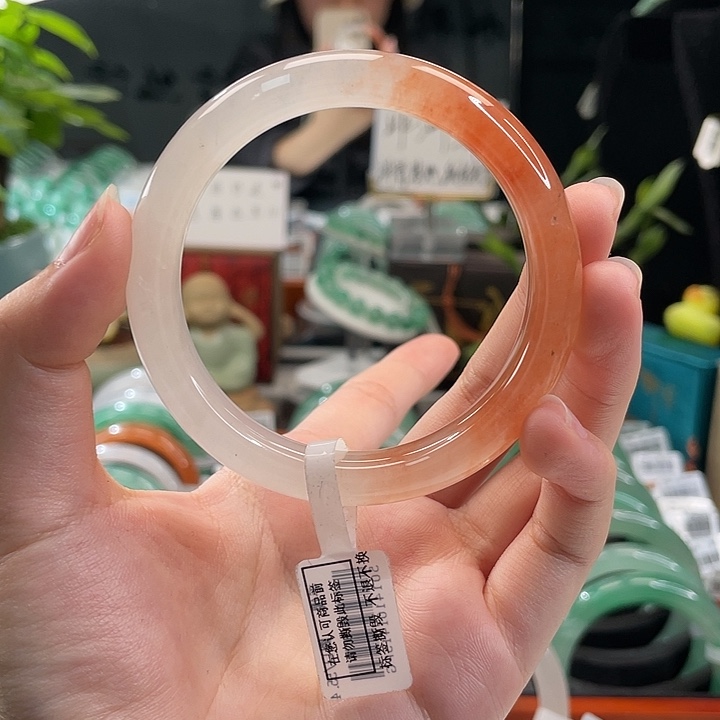 石英质玉手镯未镶嵌天然A货非洲翠手镯