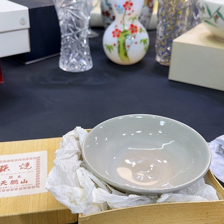 倩倩海外陶瓷工艺品