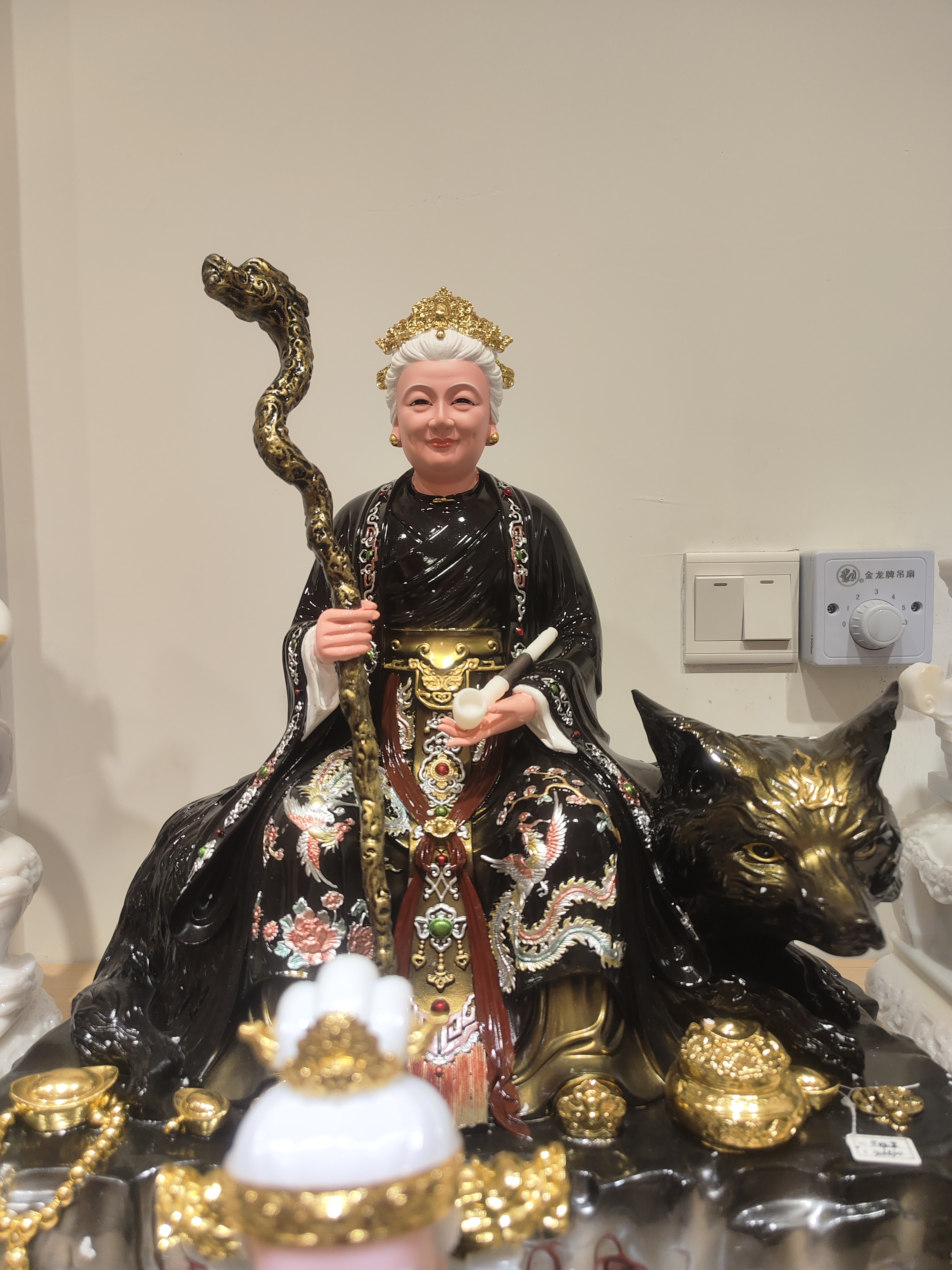 树脂黑老太黑妈妈