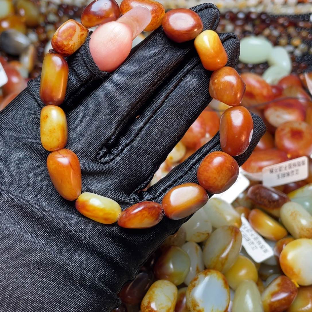 未镶嵌和田玉手链