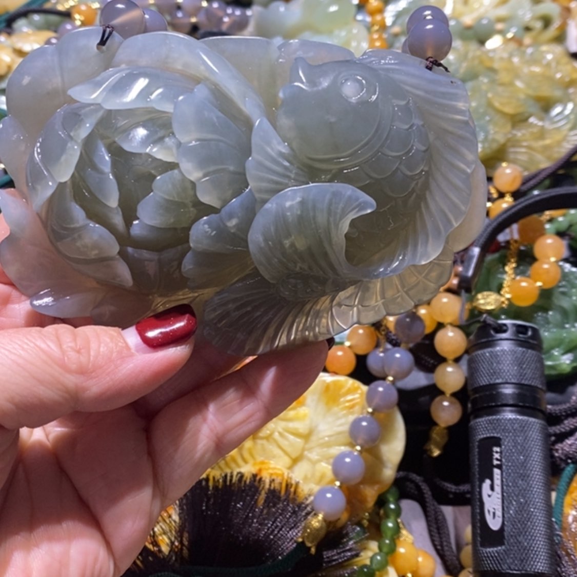 【闪购商品】岫玉毛衣链未镶嵌隔**香