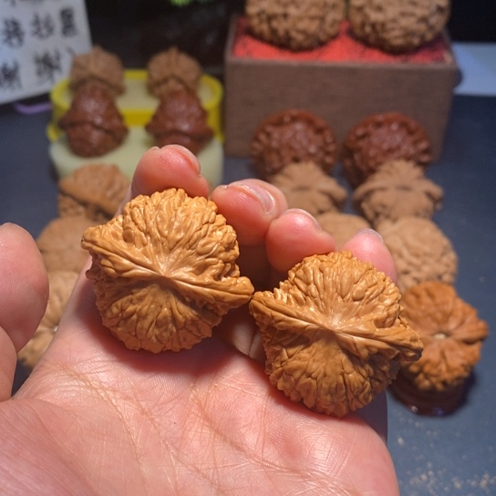 端***端文玩核桃把件文玩磨盘38尺11号