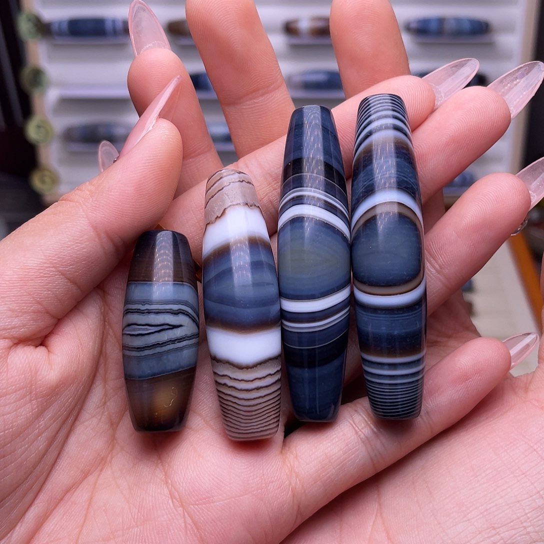 【***】玛瑙/玉髓未镶嵌颈饰