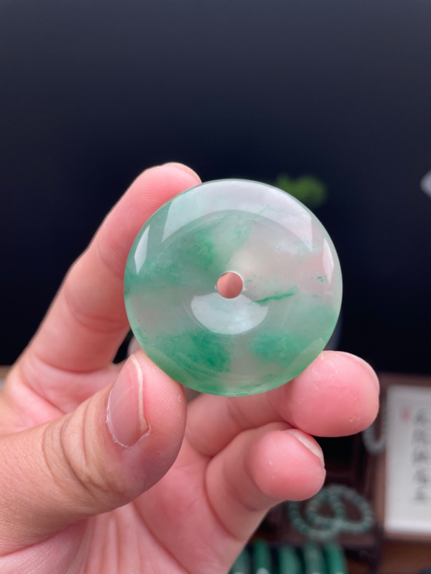 天然非洲翠冰透半山水平安扣卡38.8x8.5