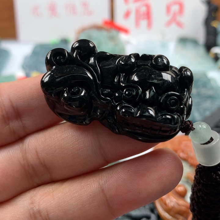 翡翠颈饰未镶嵌保真天然A货翡翠