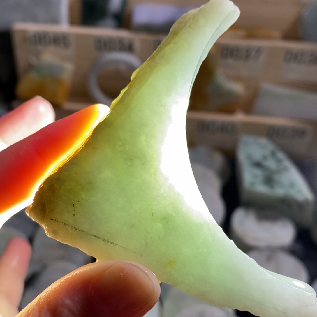 颈饰未镶嵌翡翠天然翡翠