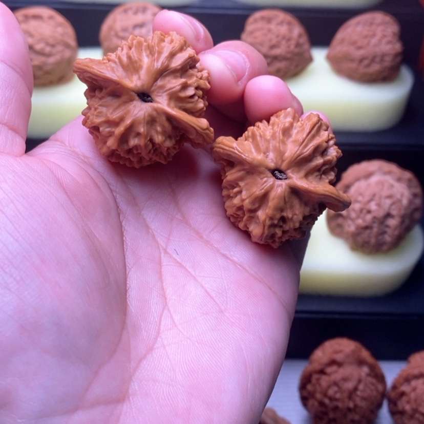 【闪购商品】文玩核桃吊坠37尺图图