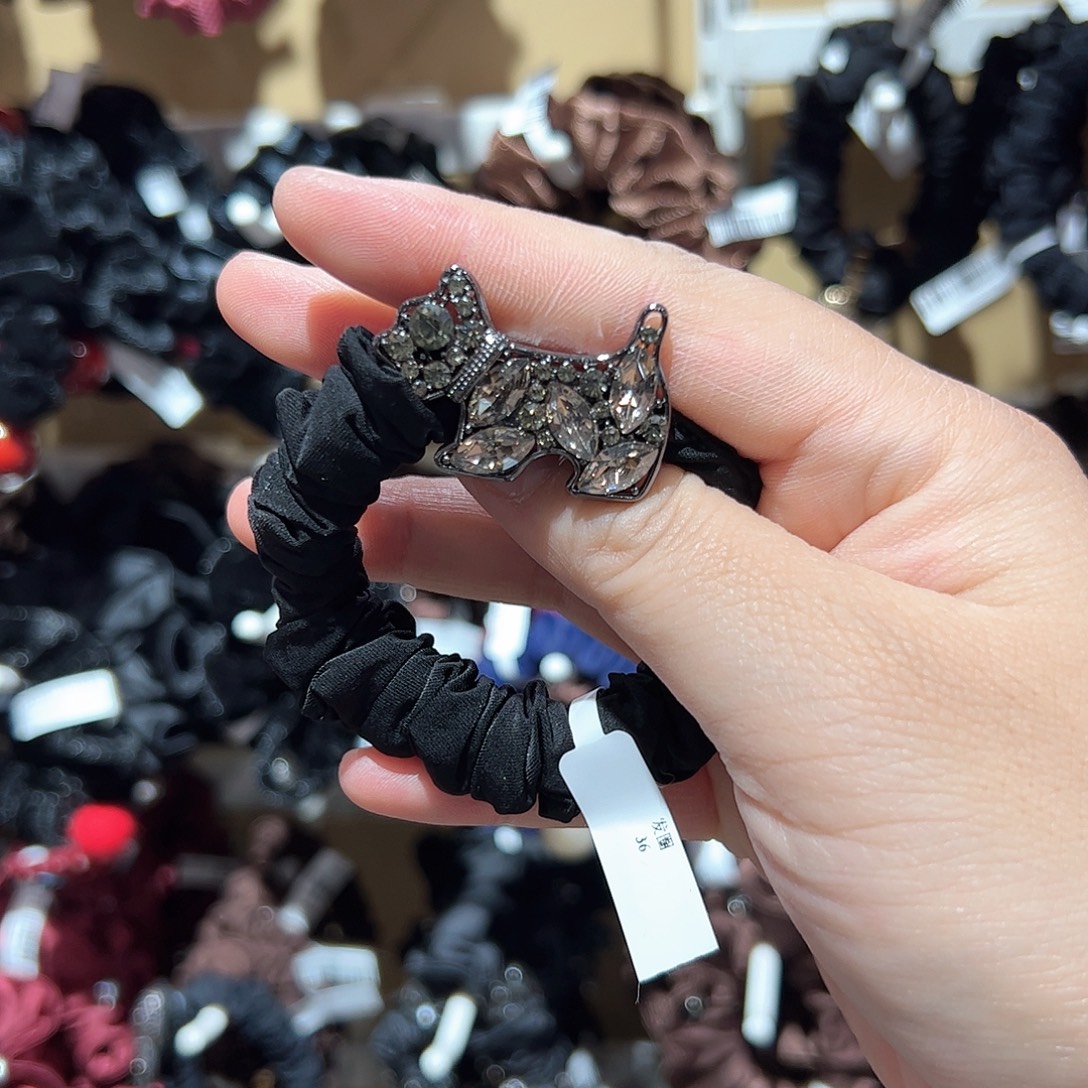 布艺非金属小狗钻面膜圈