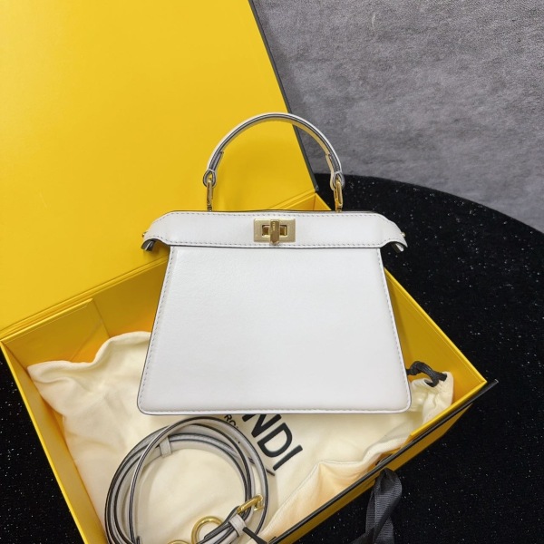 芬迪/95新/包包/250212EV0020/C4536159373