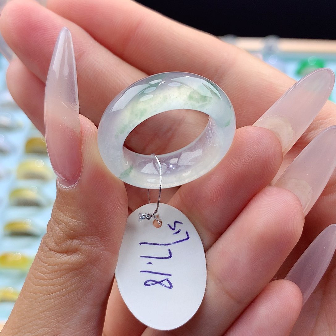 翡翠戒指未镶嵌17/18圈