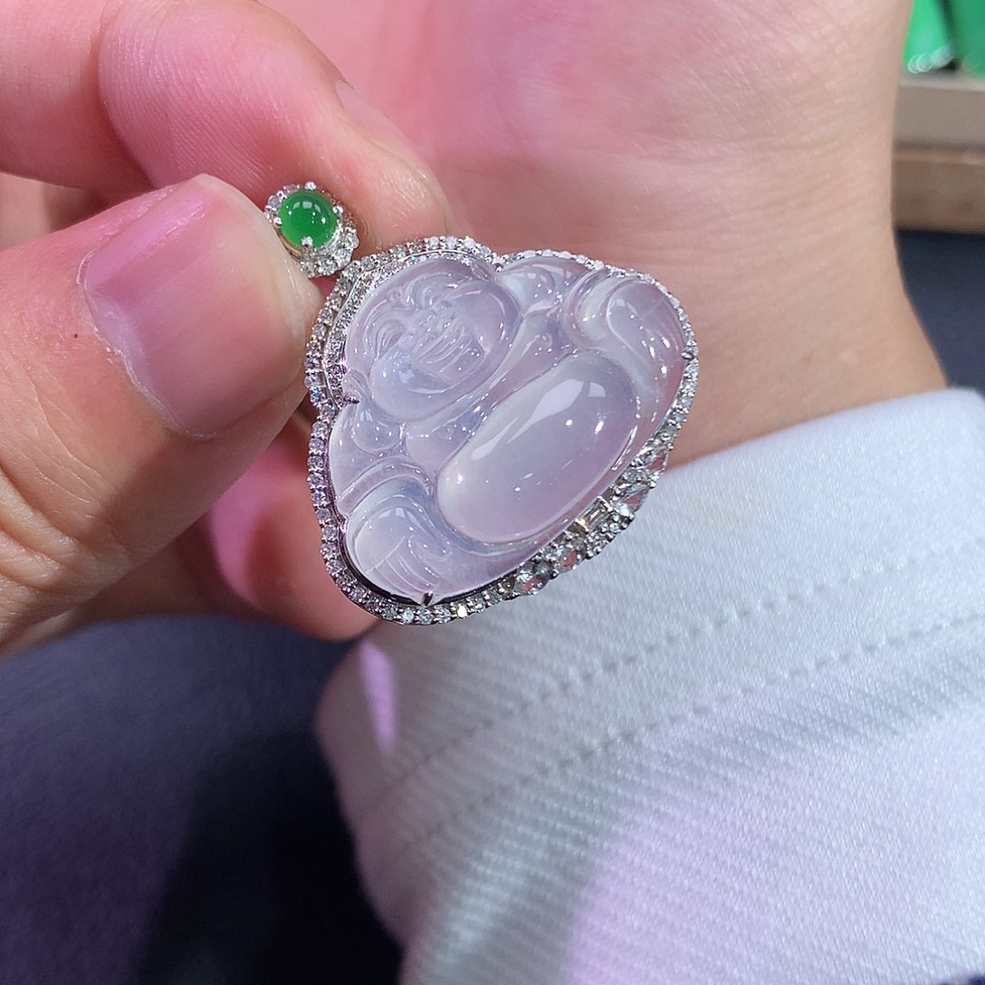 翡翠吊坠(赠链)18K金镶嵌