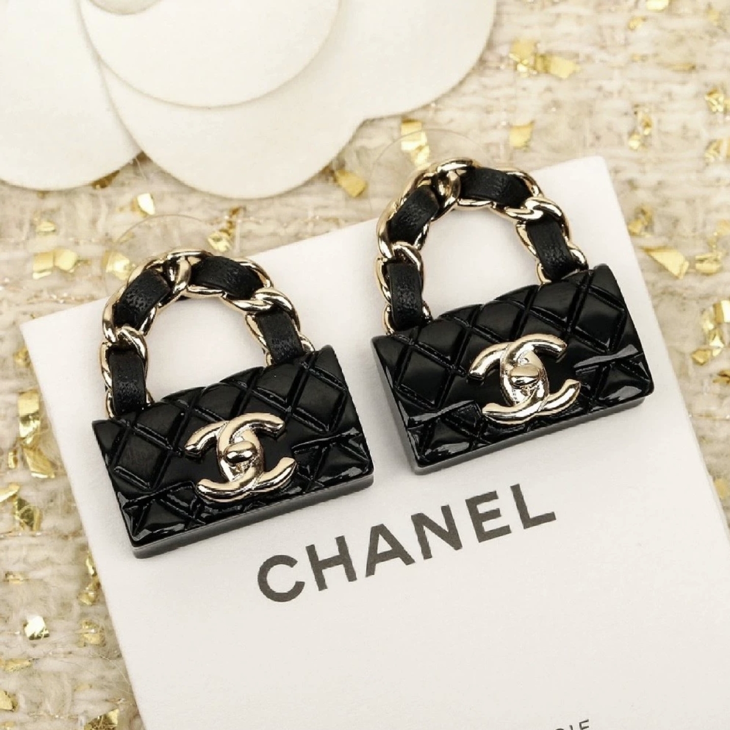 99新 Chanel/香奈儿 专场/黑色cf皮穿链 双c 耳钉