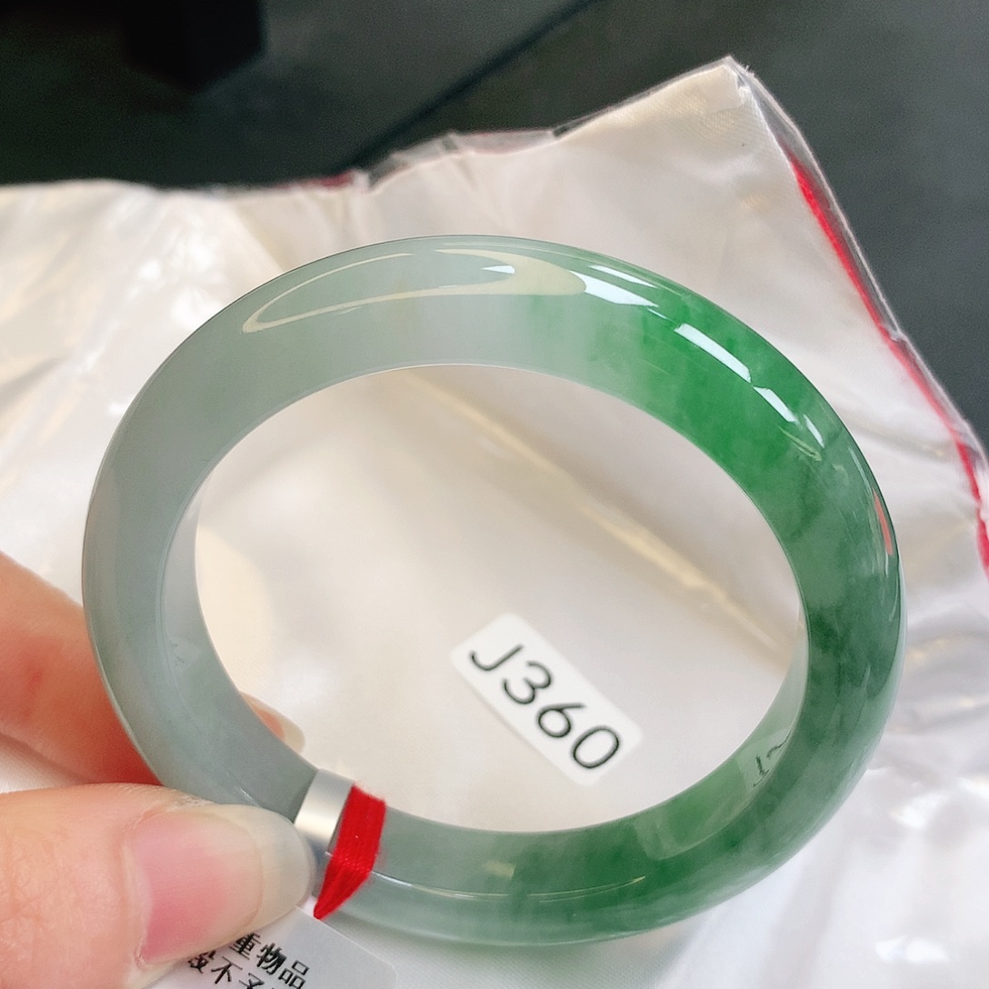 【闪购商品】翡翠手镯未镶嵌缅甸天然a货翡翠