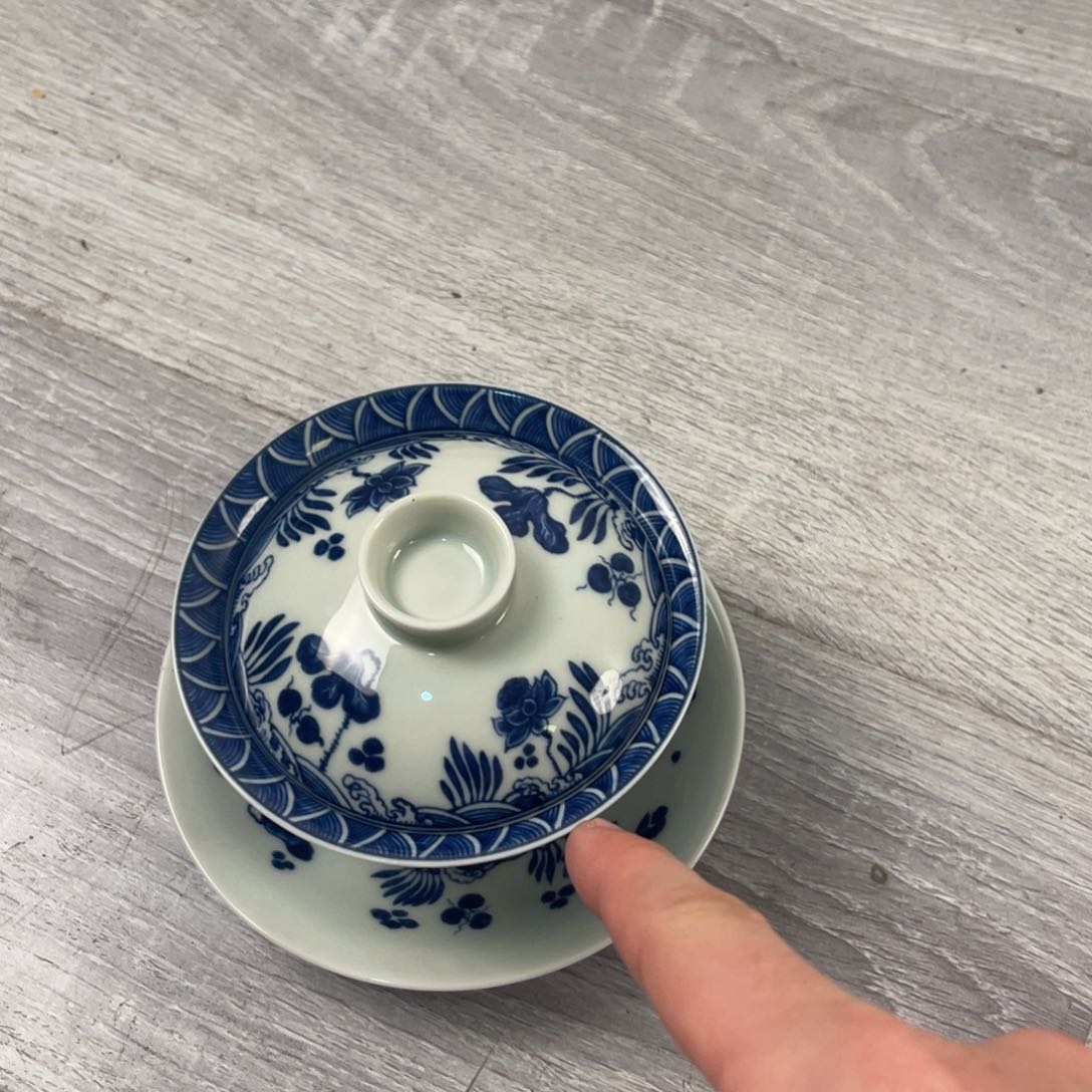 杯青花鱼藻纹三才盖碗微瑕