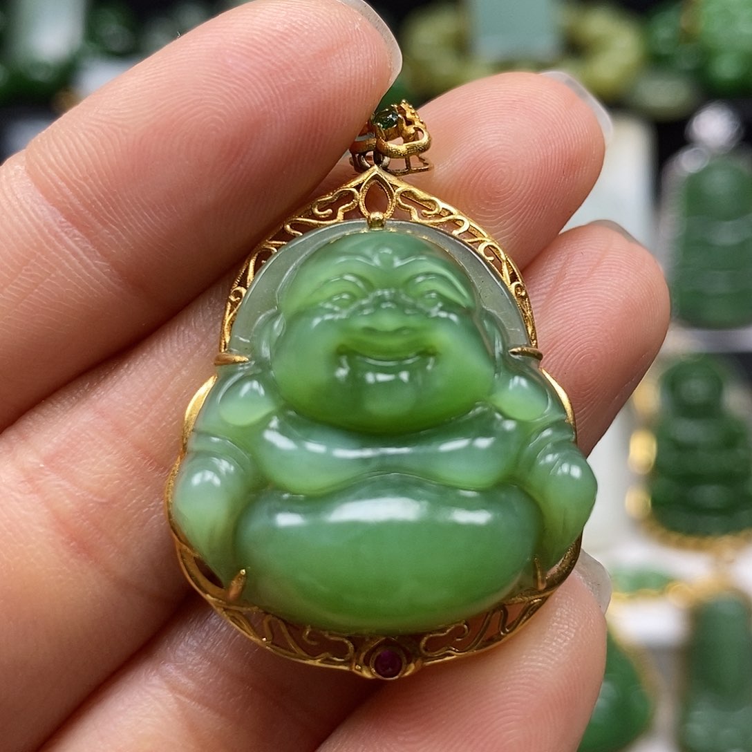 和田玉颈饰18K金镶嵌猫眼