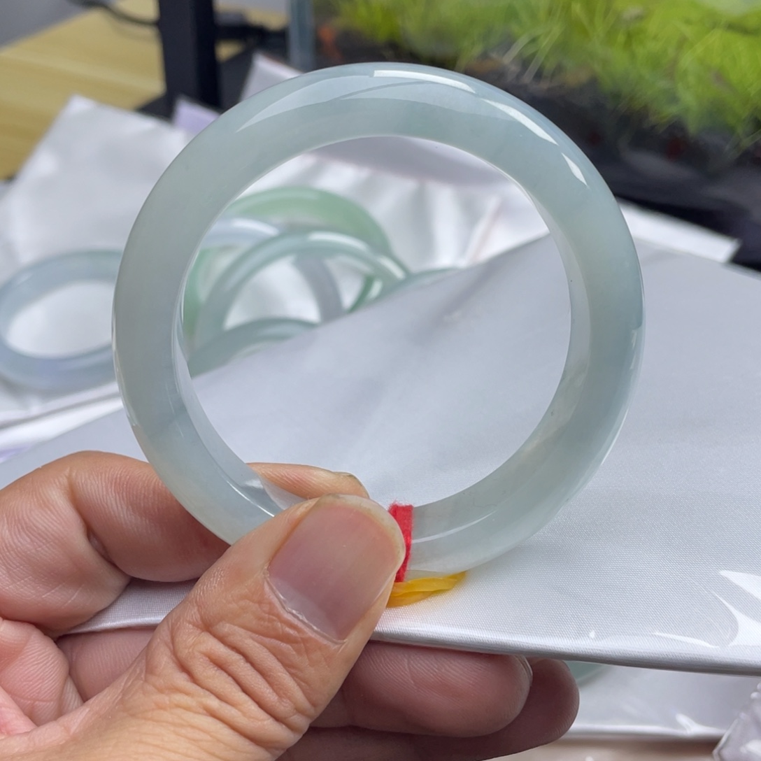 翡翠未镶嵌手镯57.7糯冰晴水