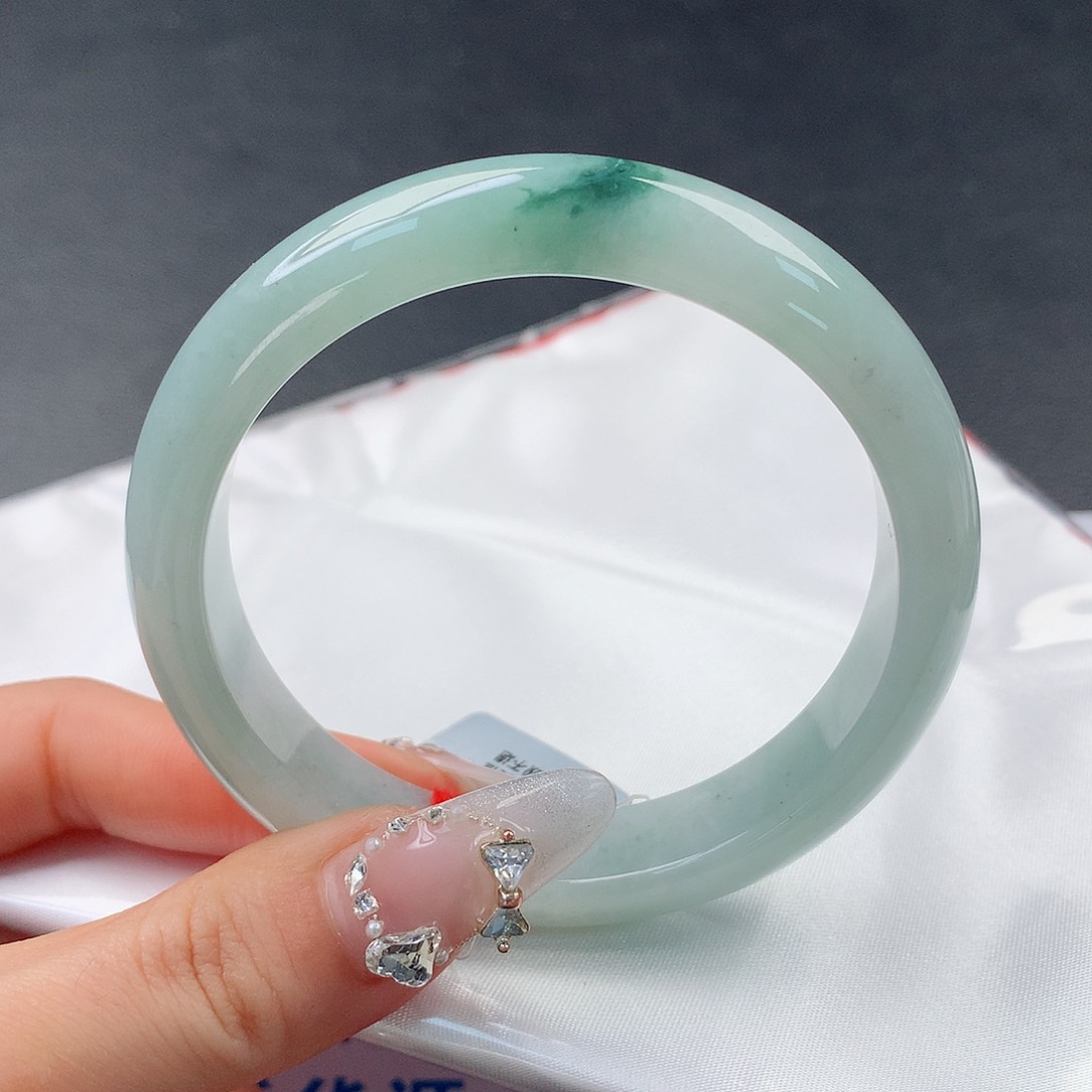 翡翠手镯未镶嵌0024正59