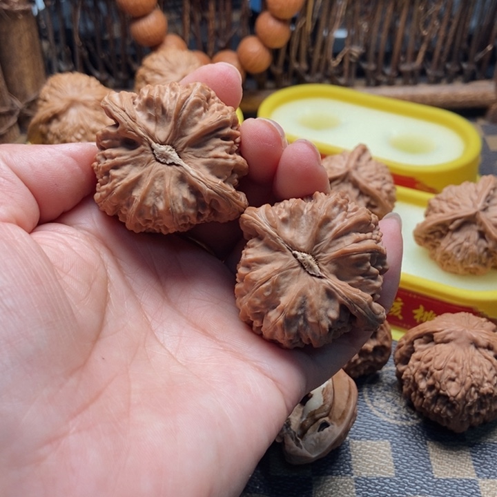 文玩核桃把件C****?43白狮子