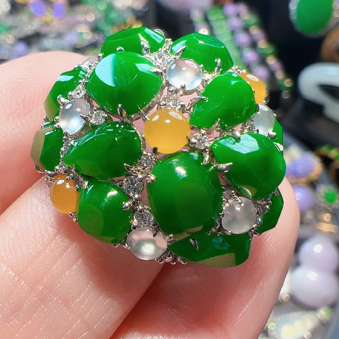 翡翠戒指18K金镶嵌签收后24小时鉴赏期