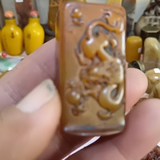 凡***尘大叶紫檀（黑酸枝木类）