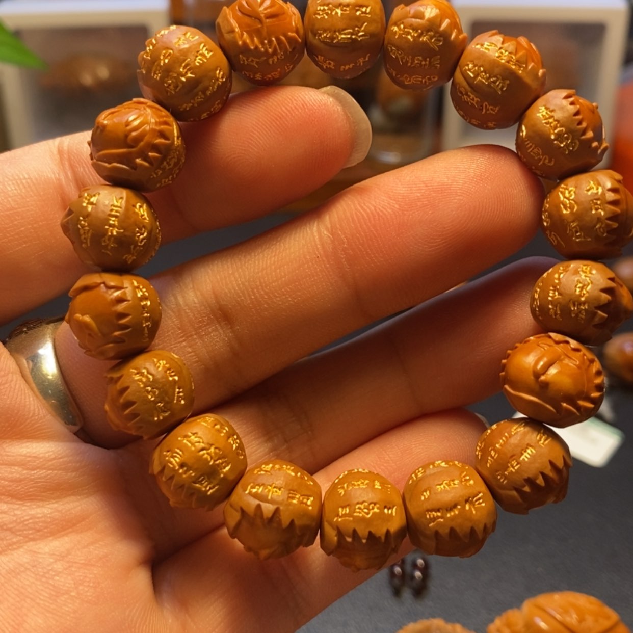 【闪购商品】橄榄核手串/手链苏工名家高货铁核小籽1.3心经无相佛