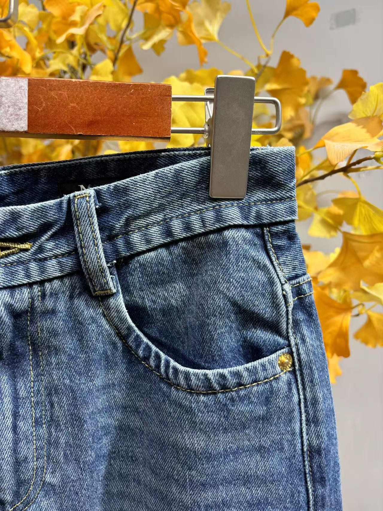 [轻奢] 时尚女休闲潮流百搭水洗磨裤牛仔裤-ZK228