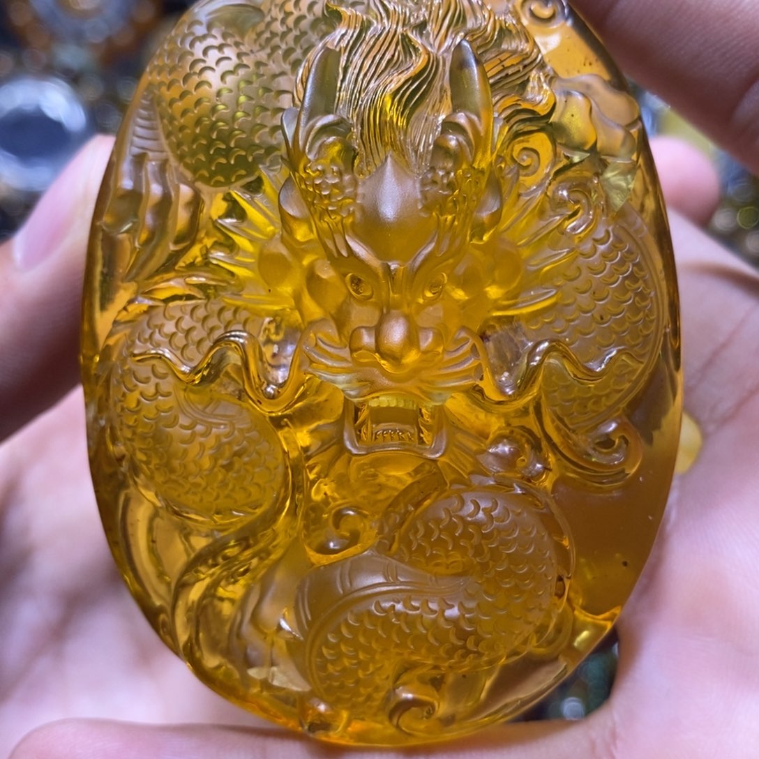 琥珀未镶嵌珠宝奇石