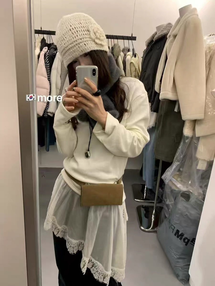 灰灰呀！韩女穿搭～韩代设计感两件不规则拼接蕾丝下摆圆领长袖T恤