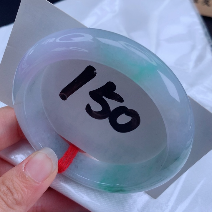 翡翠手镯未镶嵌多彩