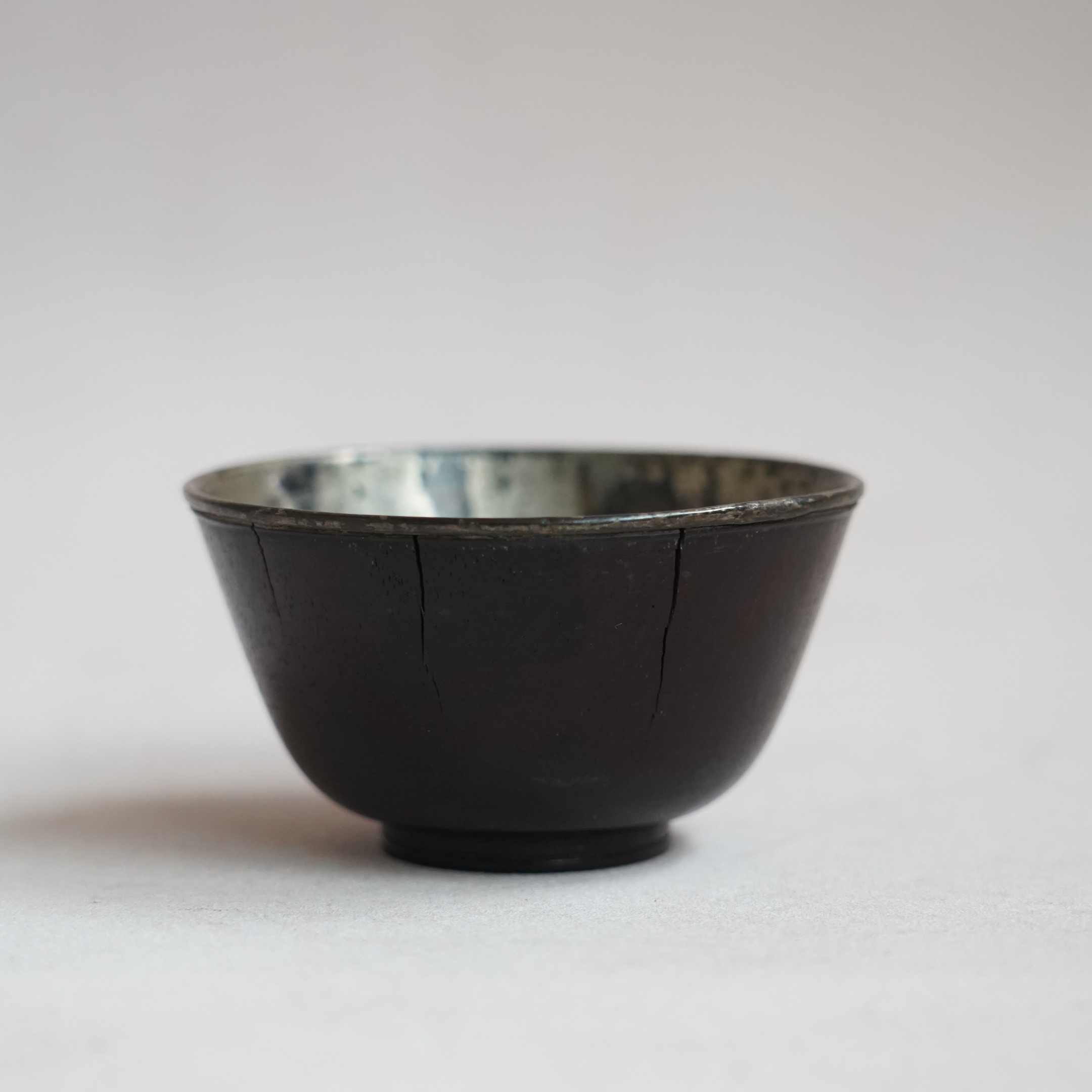 文华开物第23期拍品 7 清 紫檀包锡酒杯