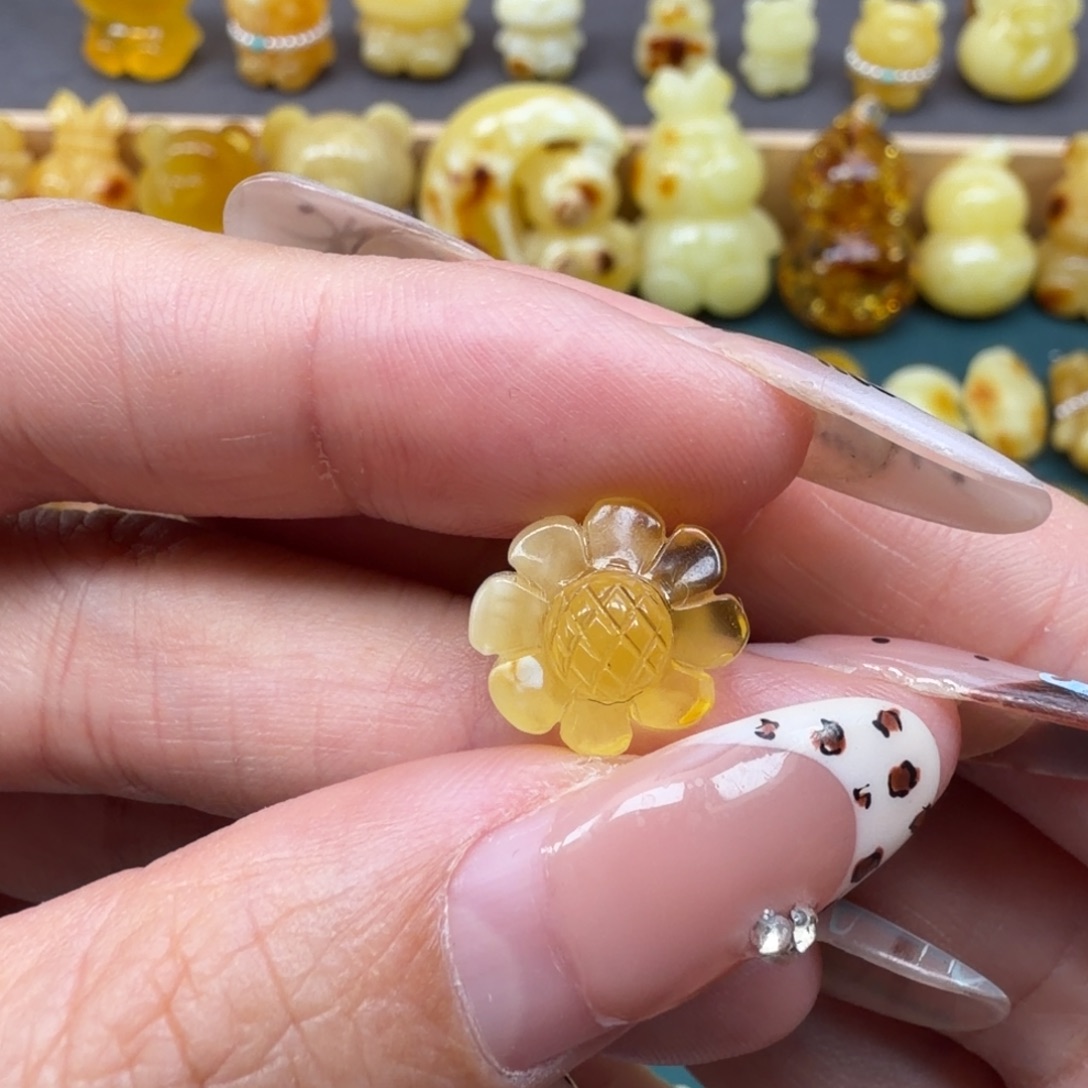 琥珀未镶嵌裸石蜜蜡