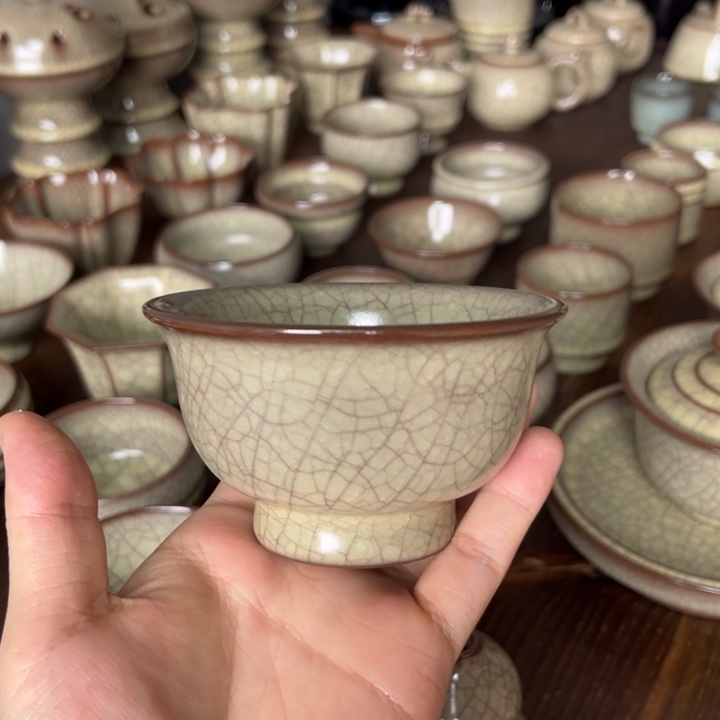 蒋加宝 传世哥窑 压手杯