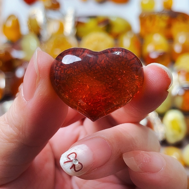 未镶嵌颈饰琥珀吊坠