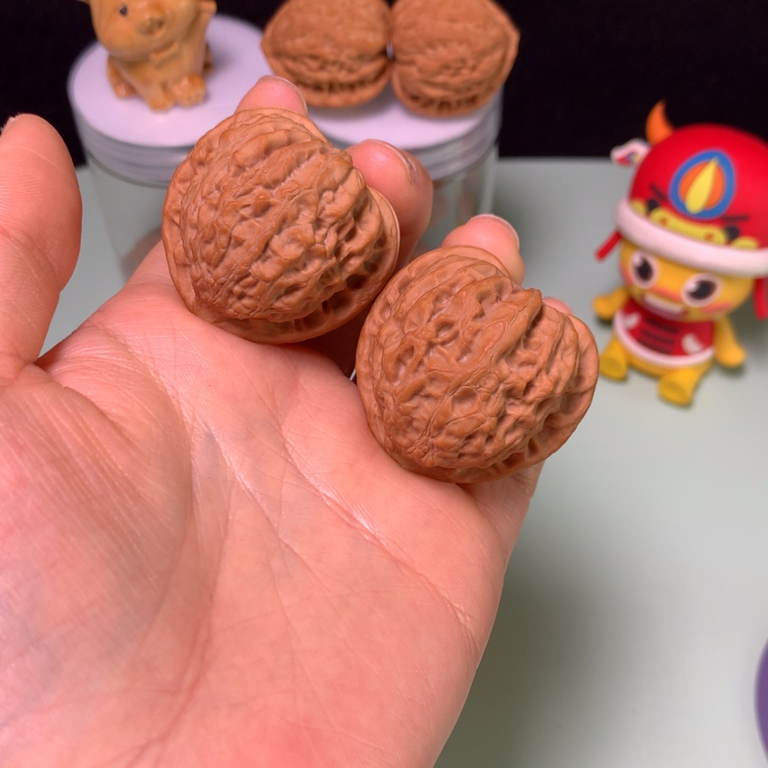 把件文玩核桃金牛