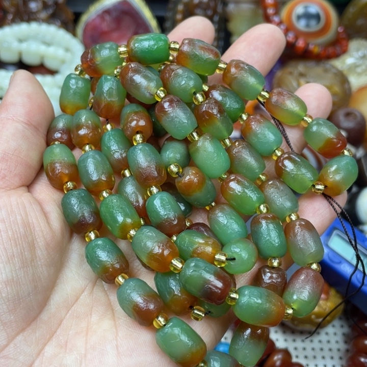 玛瑙/玉髓颈饰未镶嵌