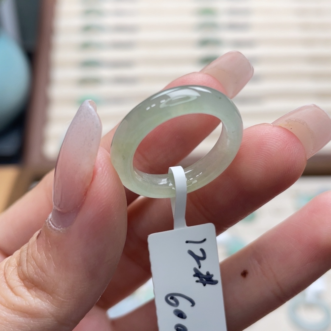 翡翠未镶嵌戒圈a25港圈12柠檬绿飘花