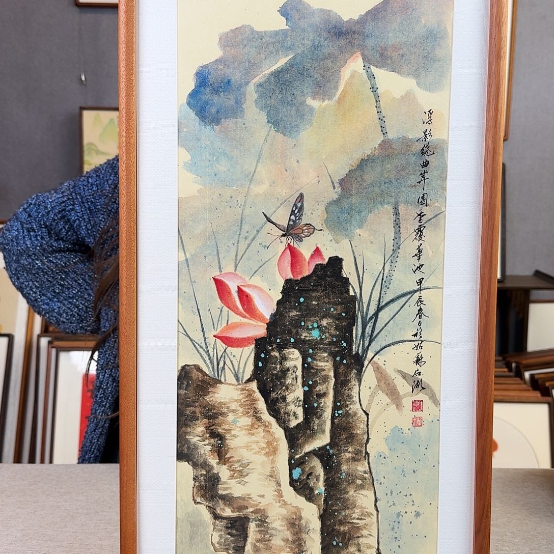 国画纯手绘，纯手写带框尺寸：36×69厘米