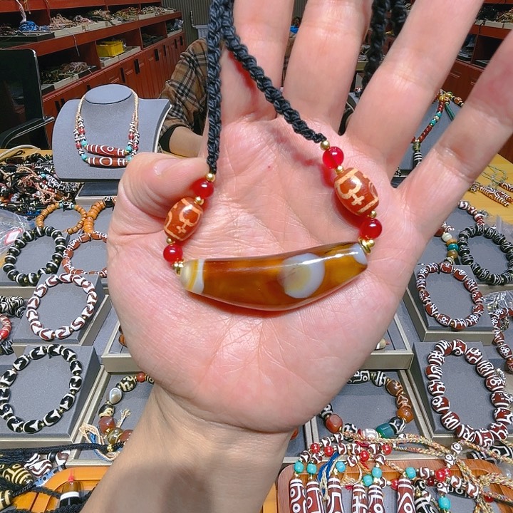 未镶嵌玛瑙/玉髓珠宝奇石