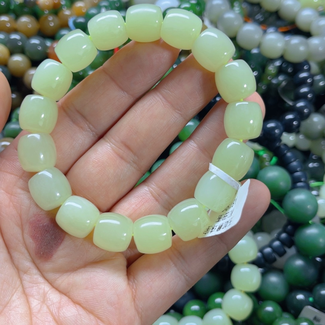 未镶嵌手链和田玉