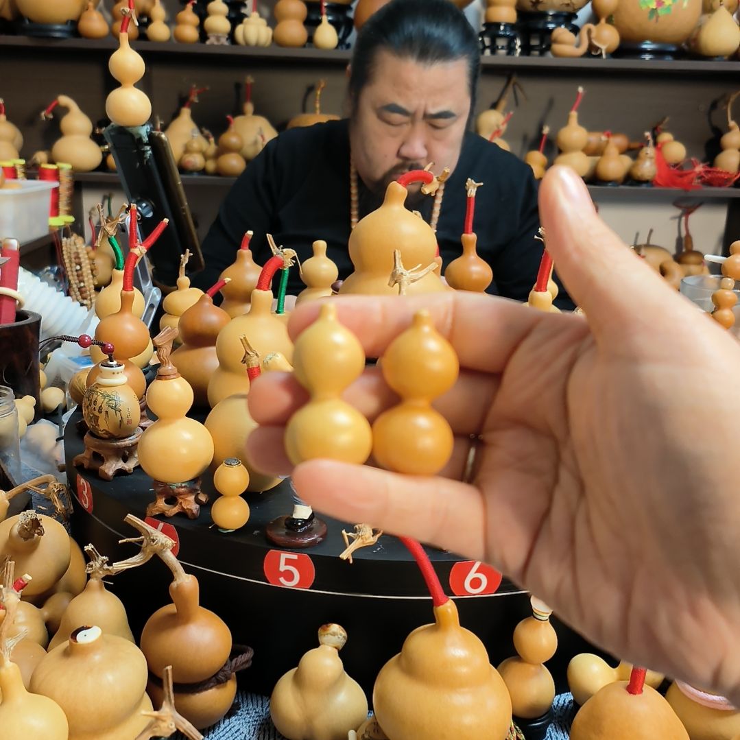 钰***童葫芦福禄双全手把件事